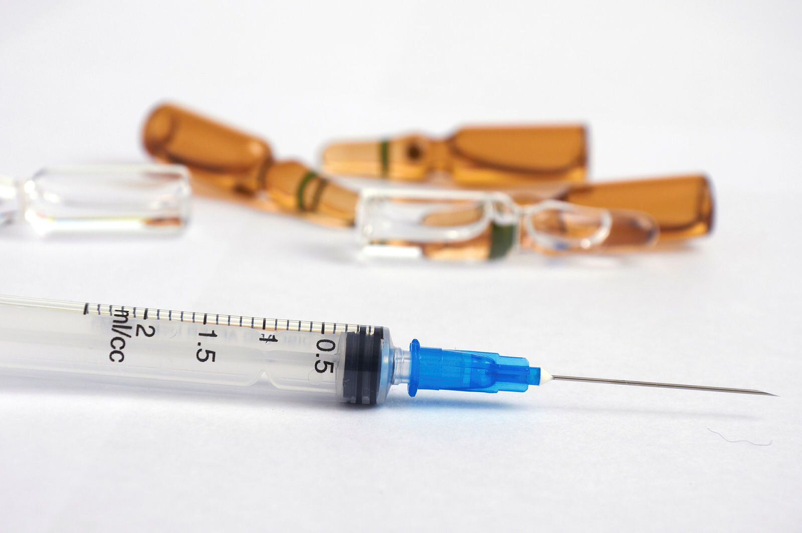 Ampuller og sprøyte