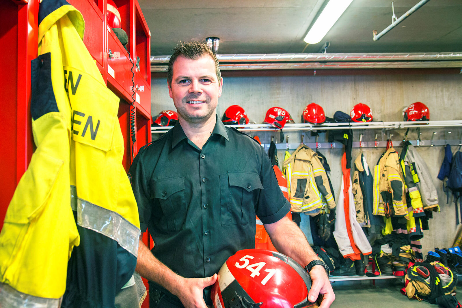 Stian Bjelland, brannmann og sykepleier, Bergen