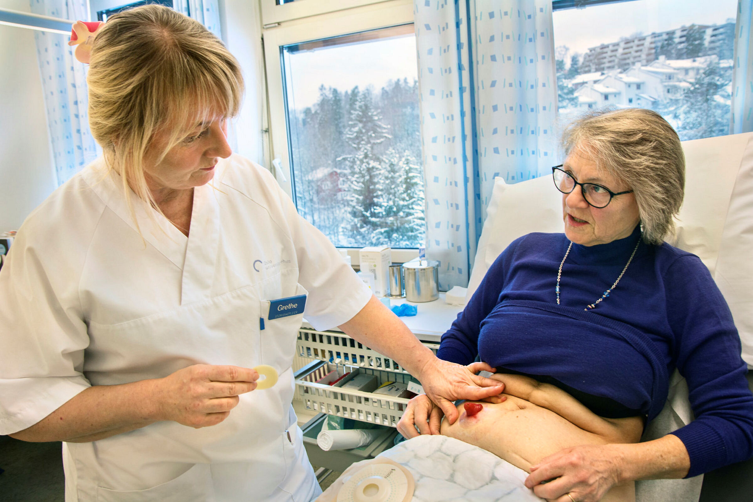 Grethe Følstad Lund og Villa Wahl Stranger Stomisykepleier Grethe Følstad Lund og Villa Wahl Stranger, Radiumhospitalet