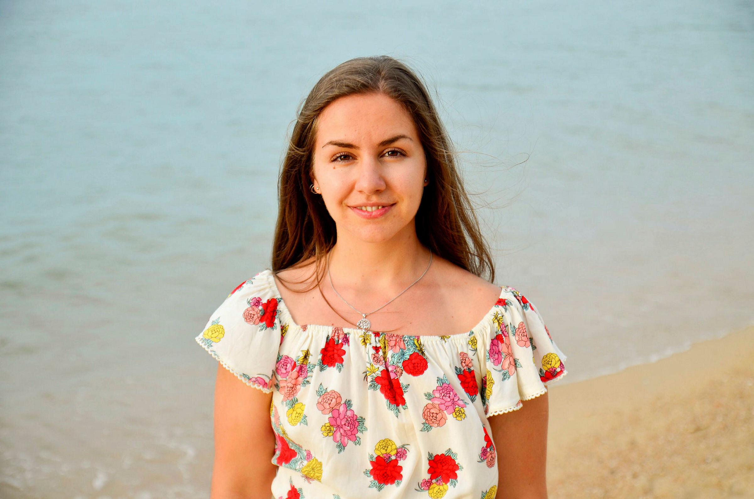 Andrea Szocs Portrett av sykepleierstudent Andrea Szőcz