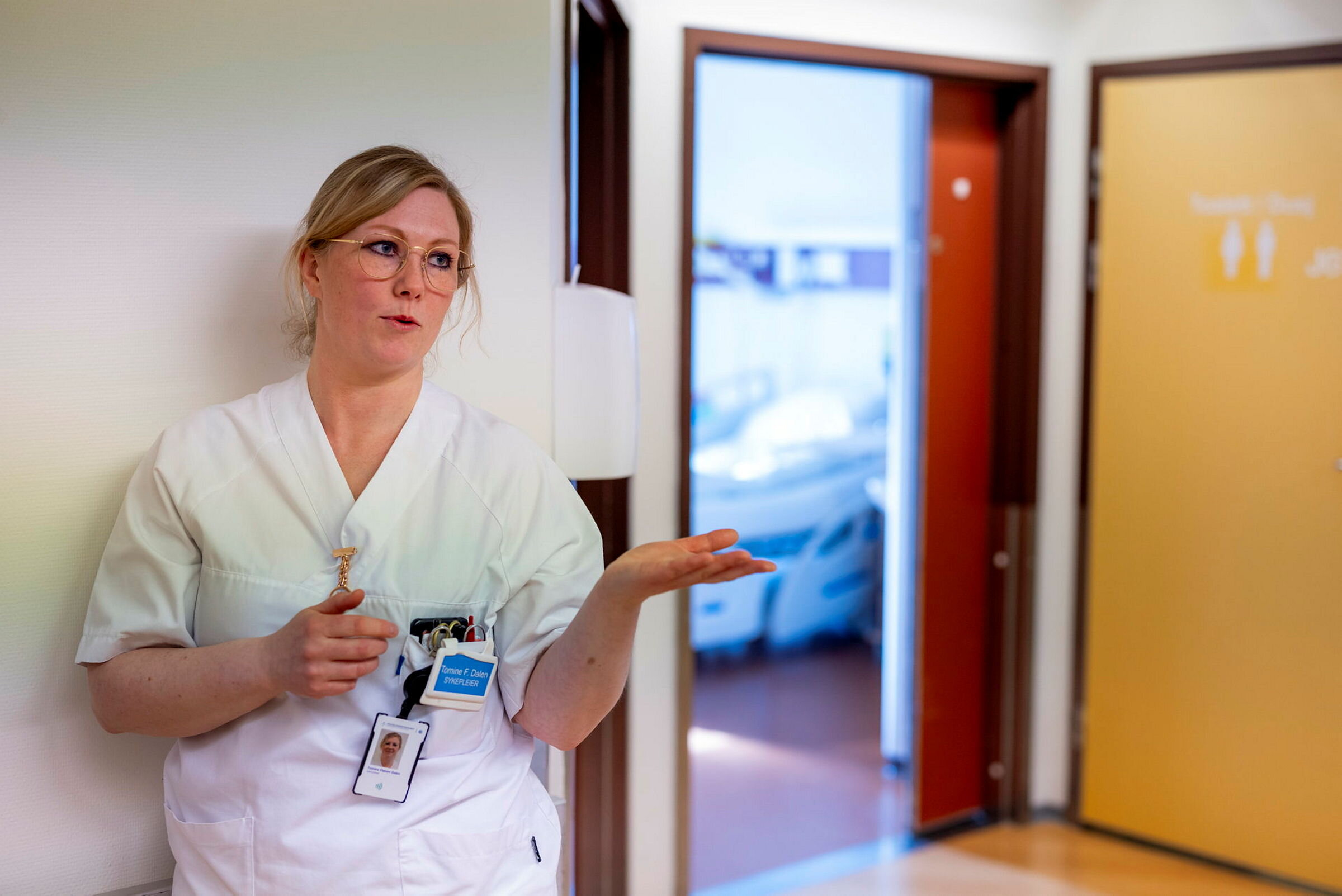 Avdelingsverter Sandnessjøen Reportasje fra medisinsk sengepost, Helgelandssykehuset, Sandnessjøen