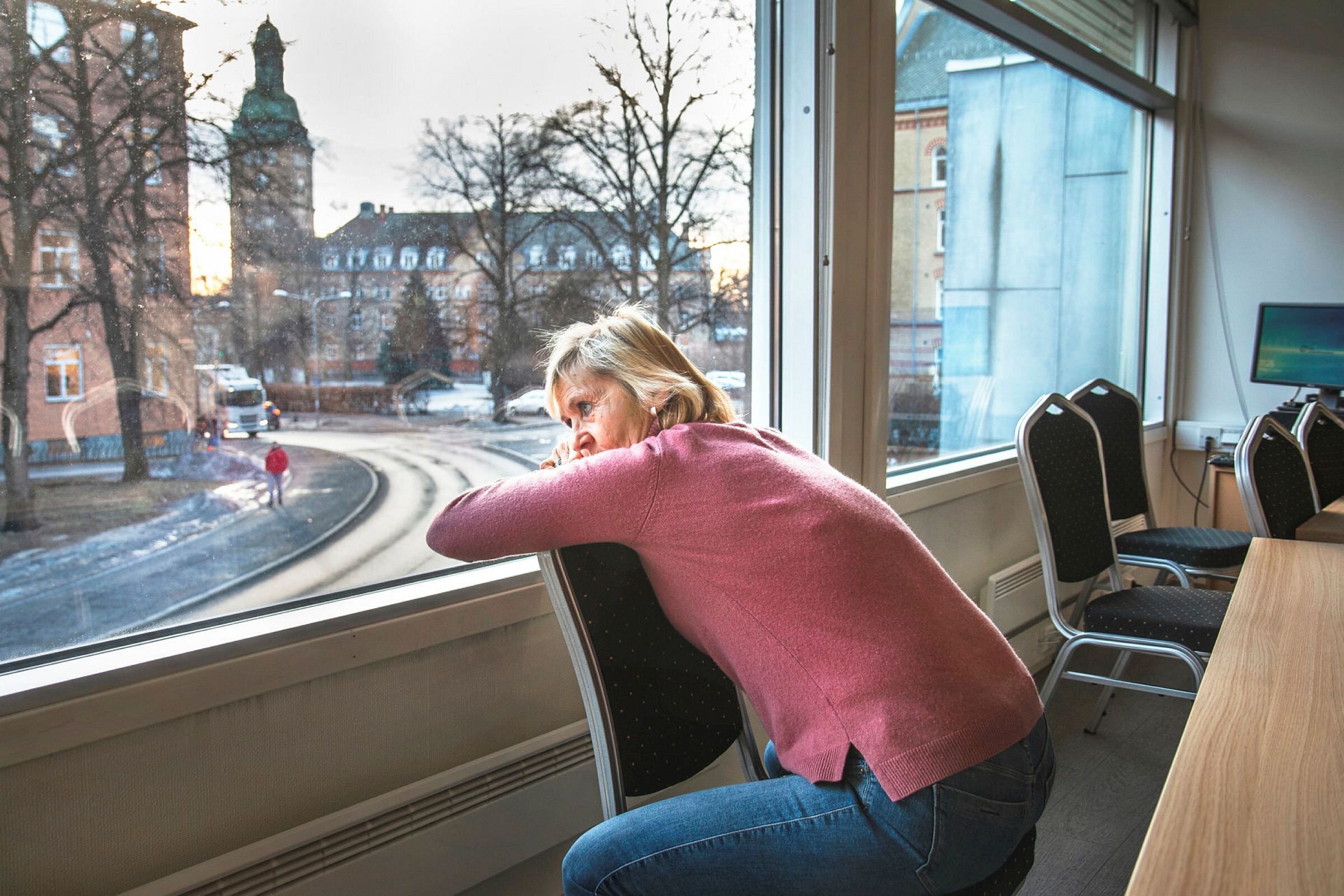 Bildet viser Britt Stuge, fysioterapeut, forsker og spesialist i kvinnehelse