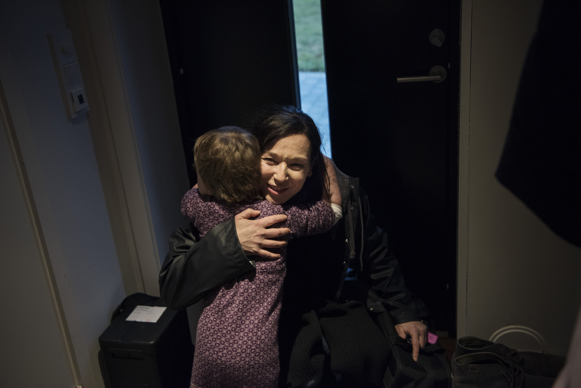 Barnesykepleier Hilde Gudmundsen og Ella Louise Barnesykepleier Hilde Gudmundsen og Ella Louise