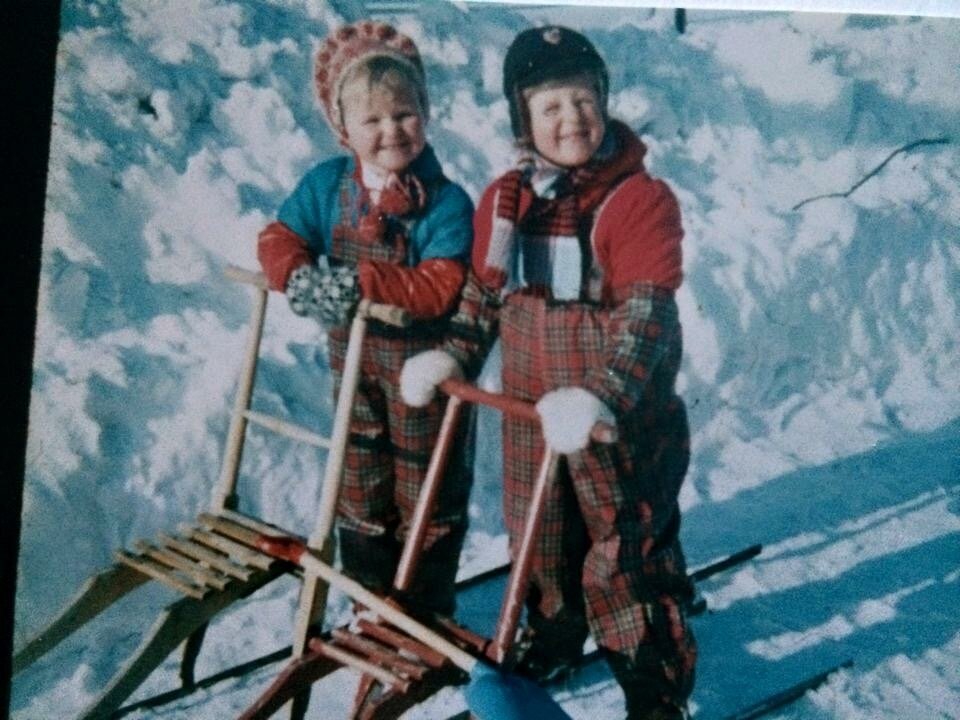 Iren Luther og fetteren som barn Iren Luther og fetteren som barn