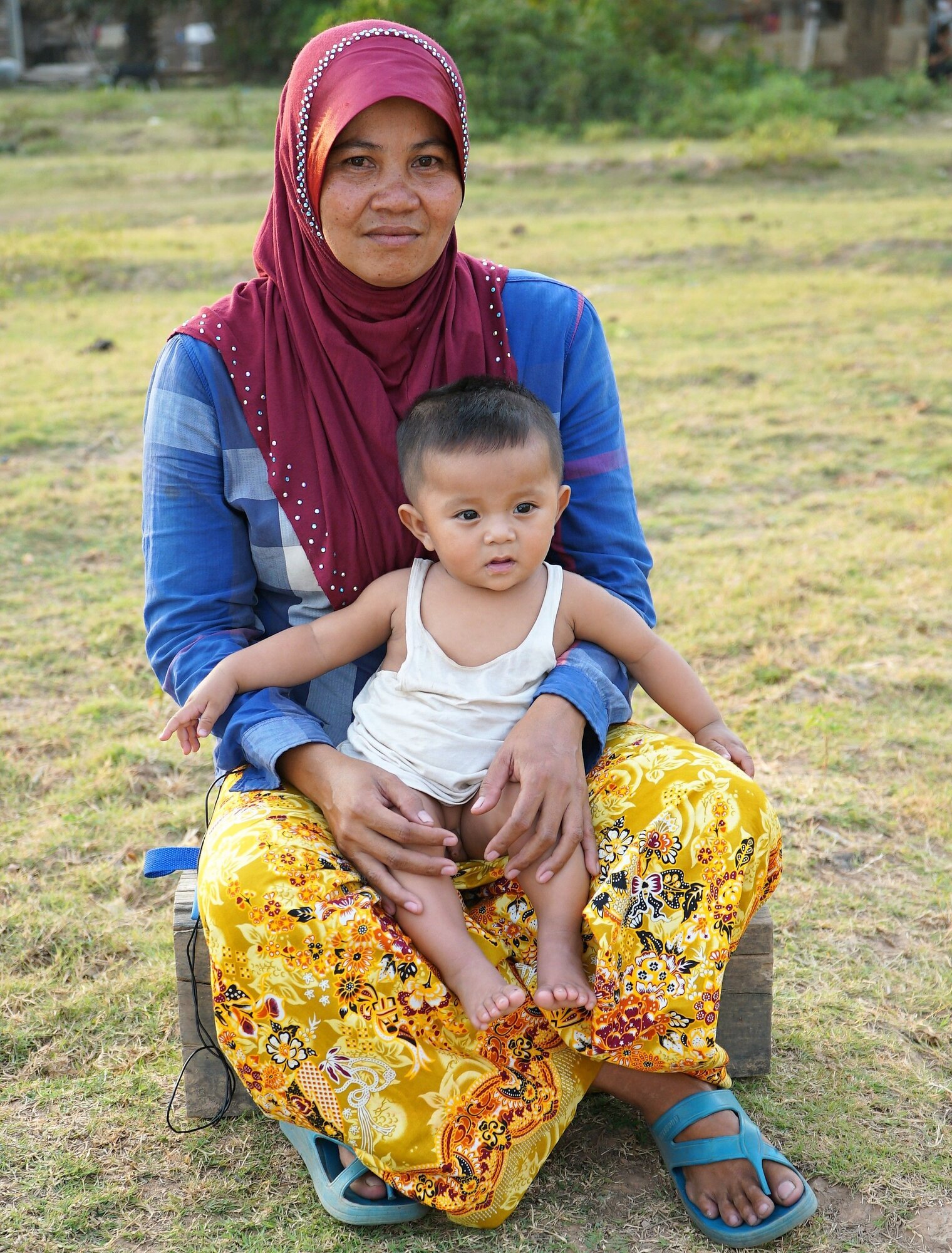 Sous May Smass med sønnen Arafat Bildet viser Sous May Smass med sønnen Arafat