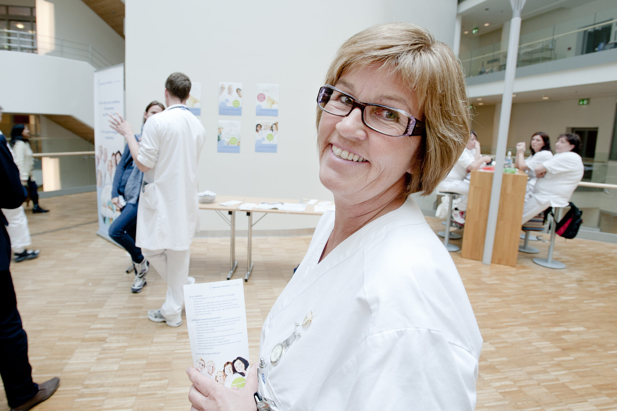 Jorunn Eid, hygienesykepleier, Sykehuset i Vestfold Bildet viser Jorunn Eid på Sykehuset Vestfold.