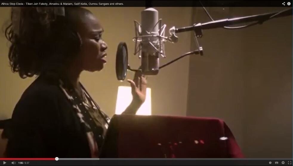 Africa, ebola, musikk Bildet er fra musikkvideoen til Africa Stop Ebola
