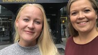 Bildet viser Martine Gyth-Dehli og Anna Lilja Bjørnsdottir utenfor Oslomet.
