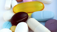 En samling piller og kapsler