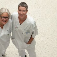 Bildet viser Gro Solberg og Lise Toubro Bratberg, donoransvarlige sykepleiere ved OUS