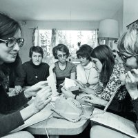 De unge sykepleierne i aksjonsgruppen forbereder streik.